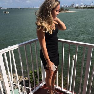 Meet your Posher, Anne